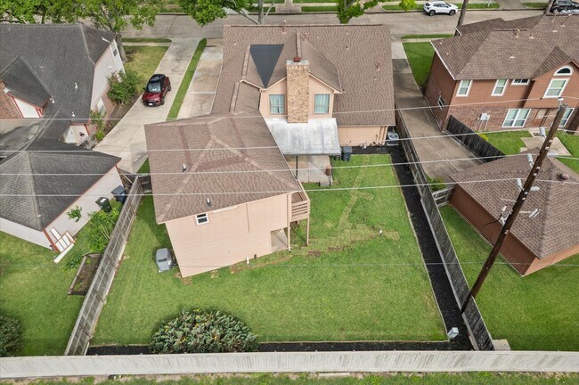 Building Photo - 110 Shadow Wood Dr