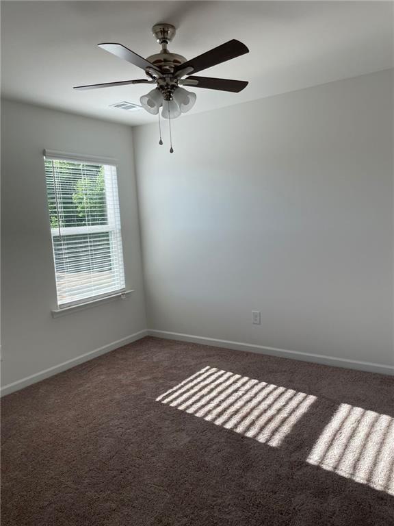 Building Photo - 31 Pineview Dr