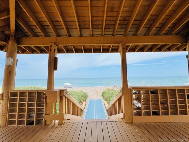 Building Photo - 10680 S Ocean Dr