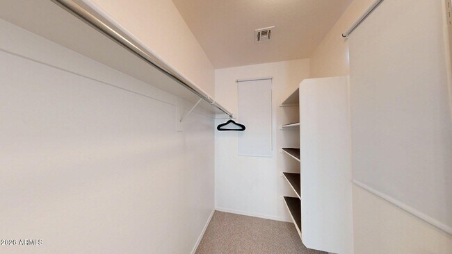 Building Photo - 3272 E Meadowview Dr