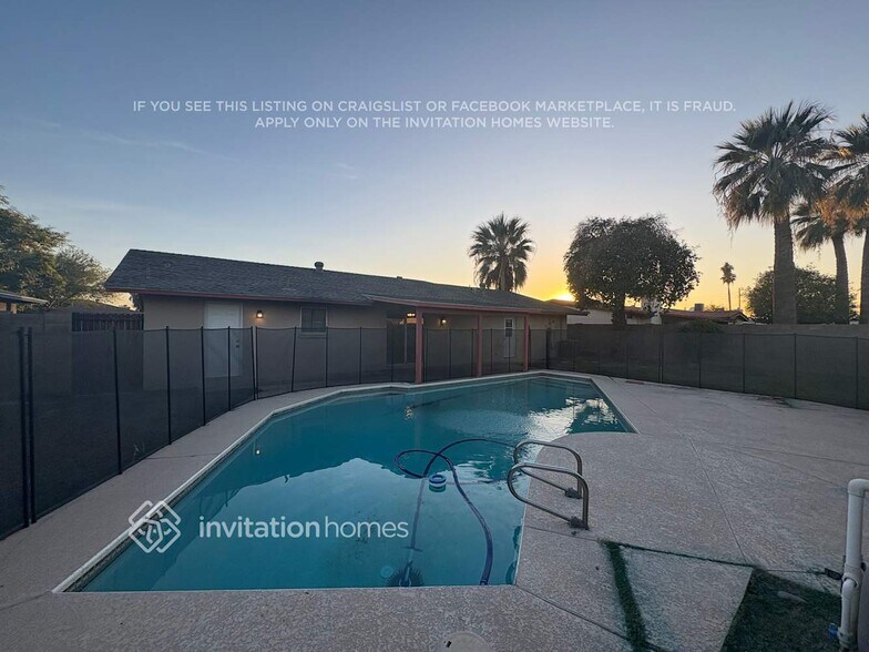 Building Photo - 4220 W Mission Ln