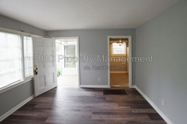 Building Photo - 1761 Tiger Flowers Dr NW