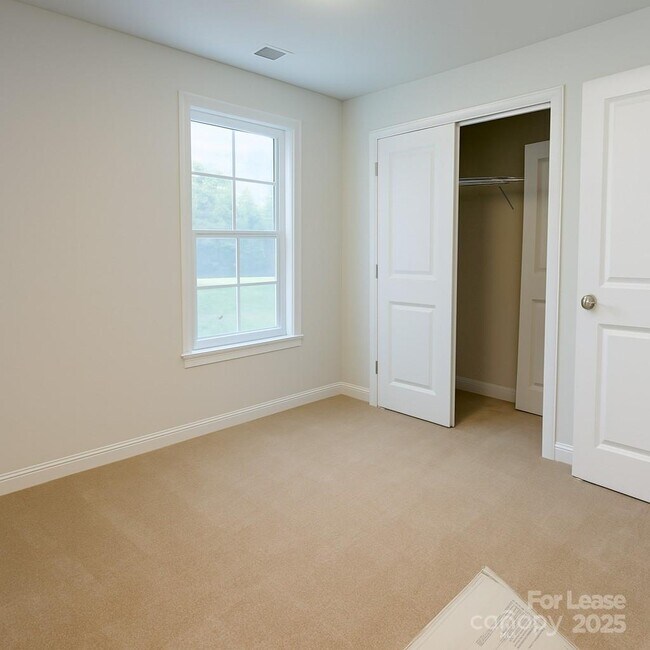 Building Photo - 4394 Bronze Blvd