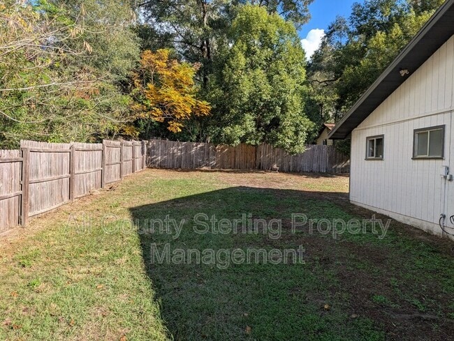 Building Photo - 2691 SE 31st St