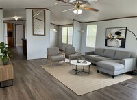 Building Photo - 605 Rd 5816