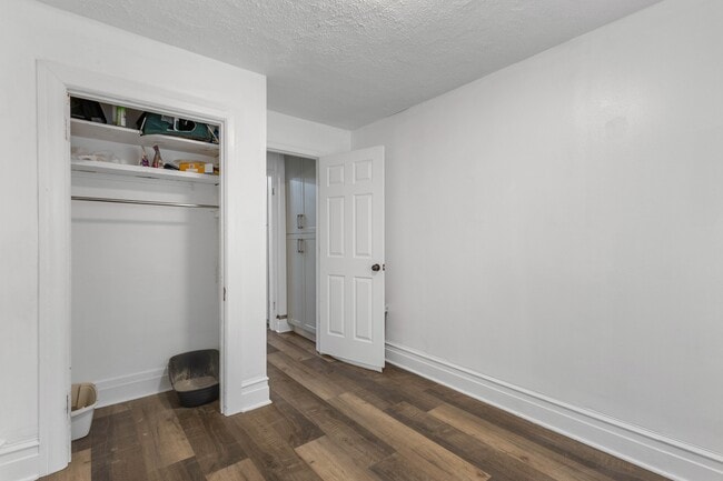 Building Photo - 722 S 700 E