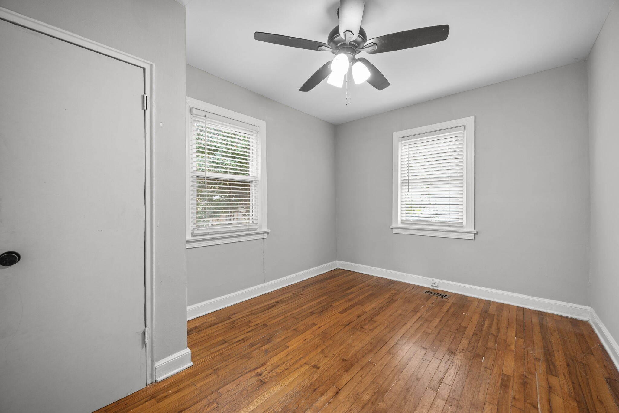 Building Photo - 300 Chamberlain St