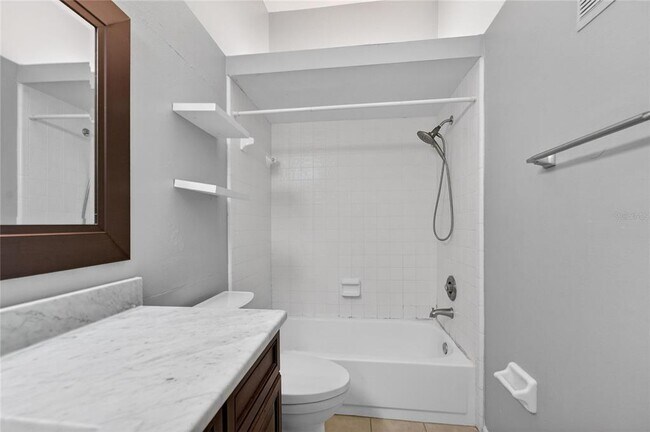 Building Photo - 11808 Skylake Pl