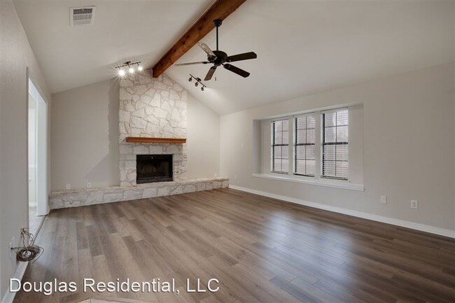 Building Photo - 2313 Oxford Blvd