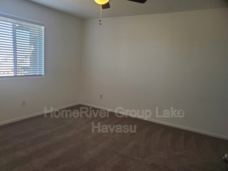 Building Photo - 2406 N Kiowa Blvd