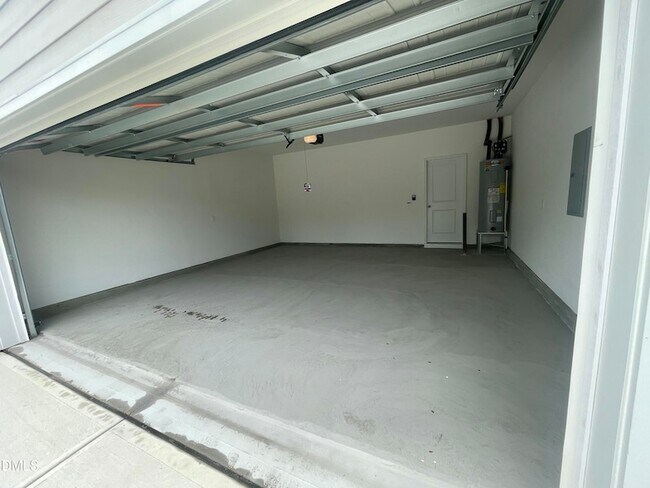 Building Photo - 513 Dorset Strm Dr