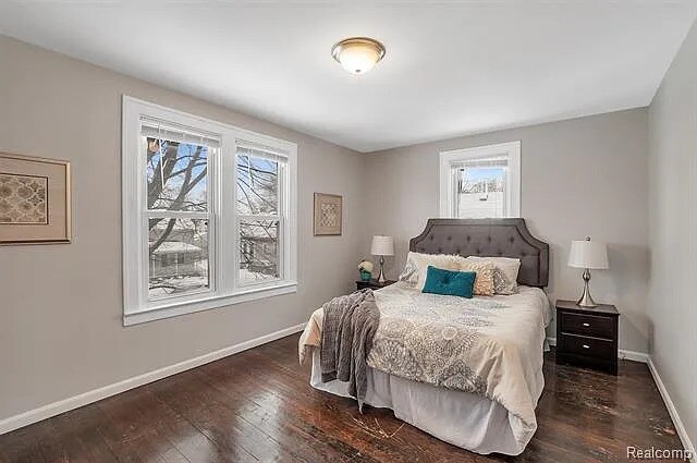 Building Photo - 22216 Park St