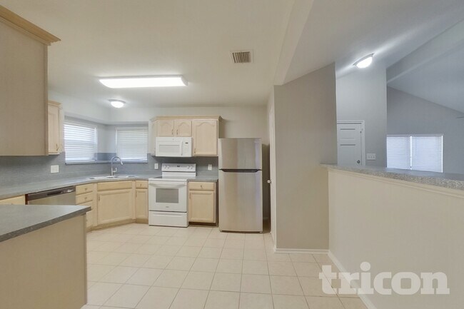 Building Photo - 3521 Kirby Creek Dr