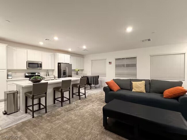 Building Photo - 3289 Vasco Fls Ave