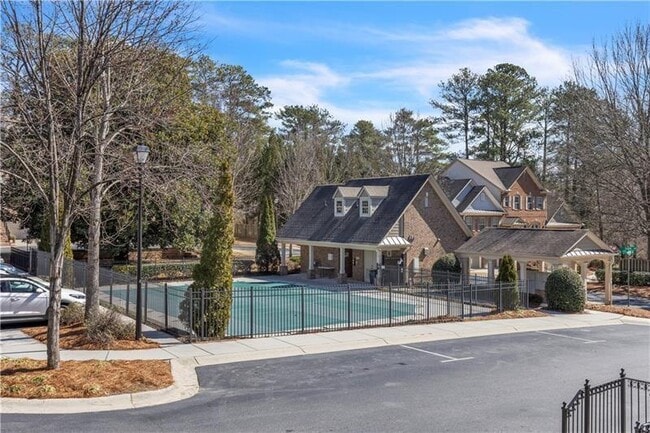 Building Photo - 2762 Durham Dr NE