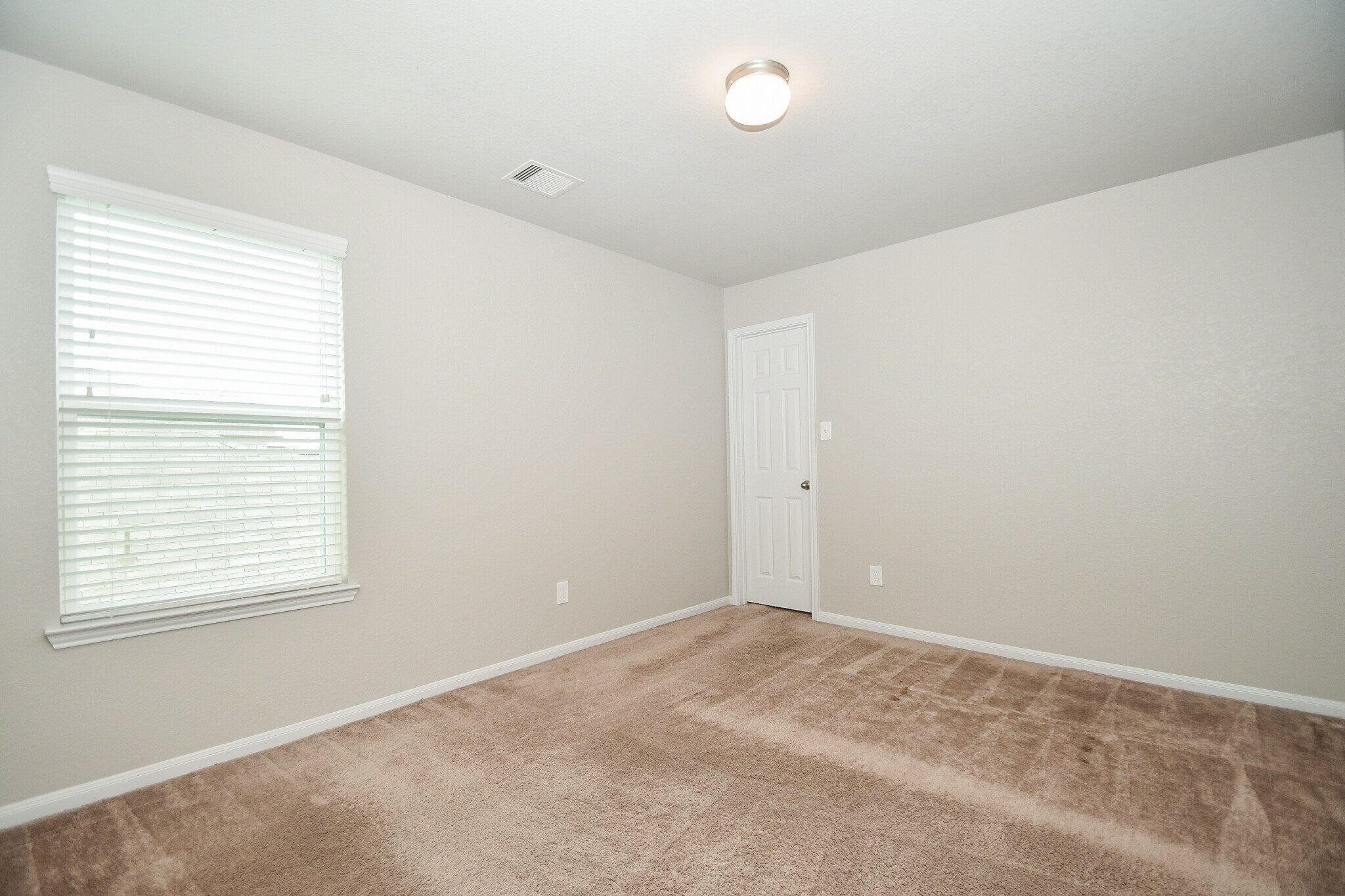 Building Photo - 14643 Twilight Knoll Trl