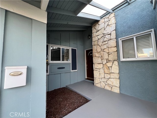 Building Photo - 141 N Prospectors Rd