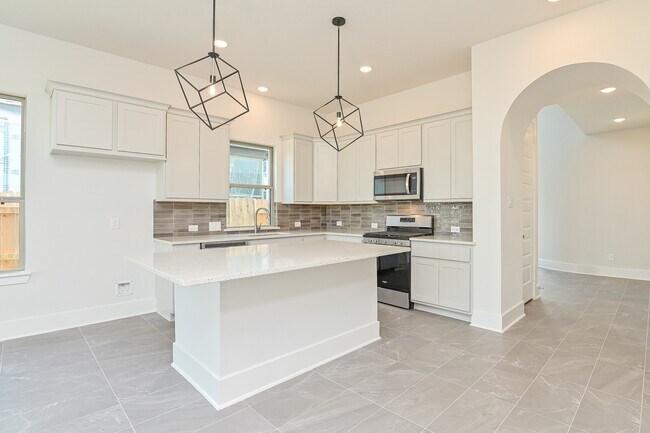 Building Photo - 7207 Winterberry Gln Ln