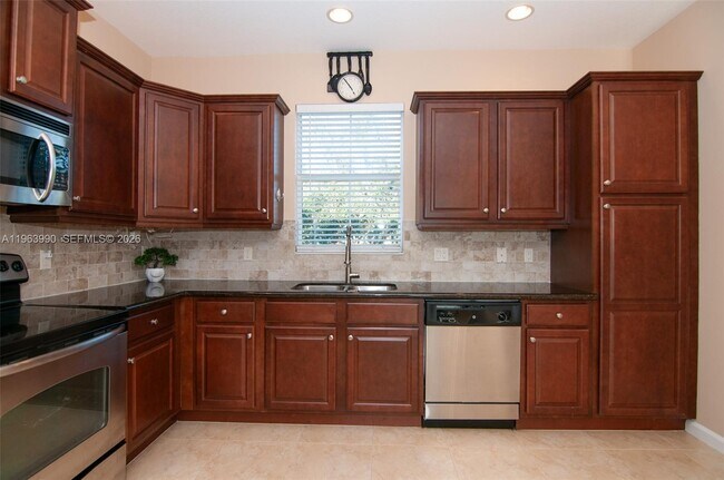 Building Photo - 4357 Cascada Cir