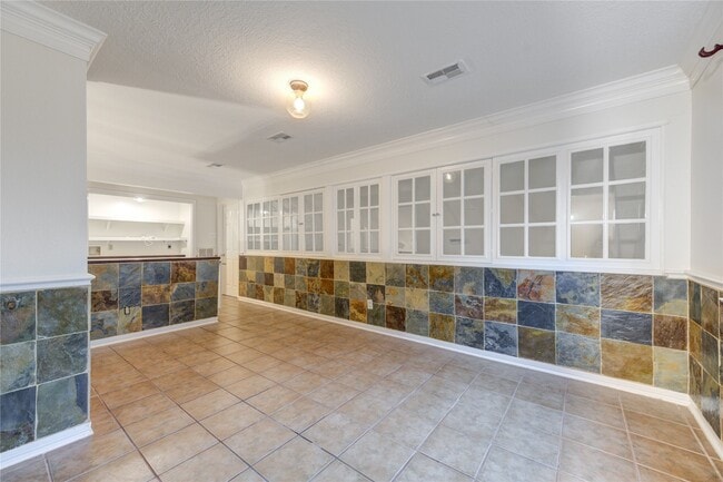 Building Photo - 21450 Park Post Ln