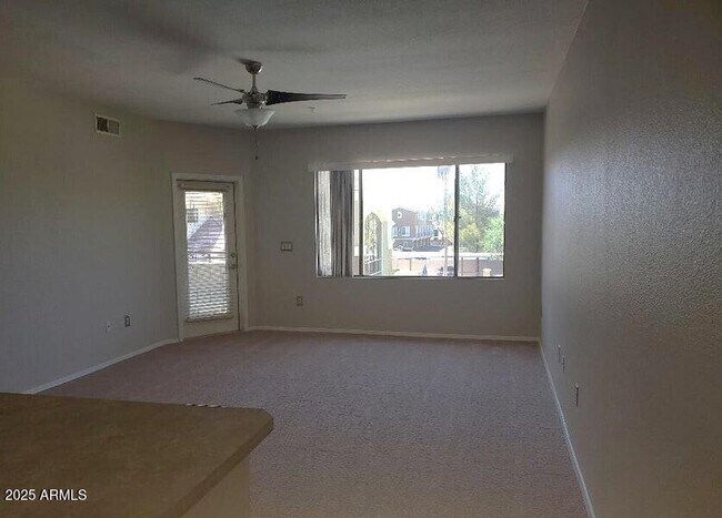 Building Photo - 18416 N Cave Creek Rd