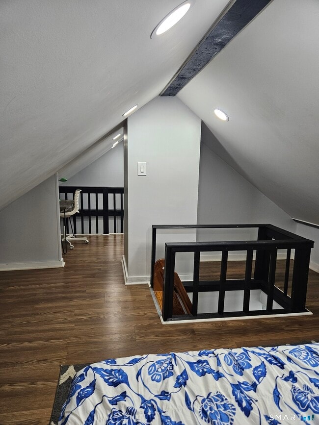 Building Photo - 901 Baldwin Rd