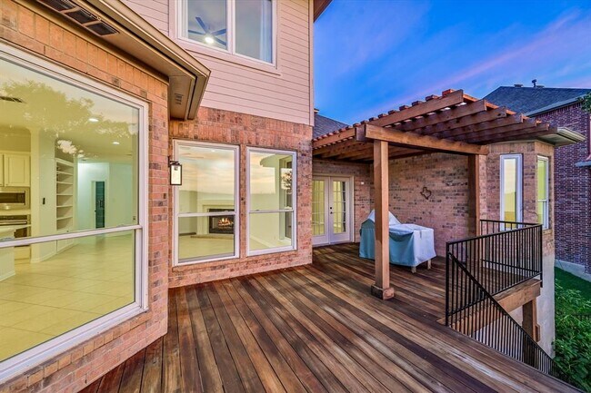 Building Photo - 5506 Merrywing Cir