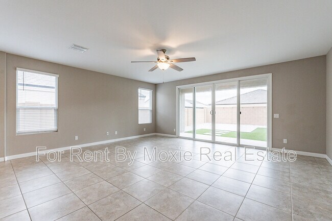 Building Photo - 8499 W Sonoma Way