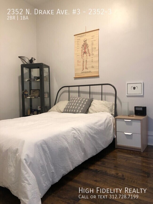 Building Photo - 2352 N Drake Ave