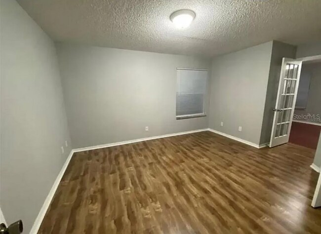 Building Photo - 4630 Commander Dr