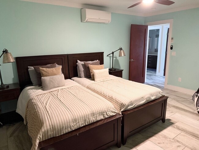 Building Photo - 362 - MA