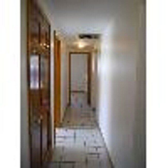 Building Photo - Tucson Foothills Home