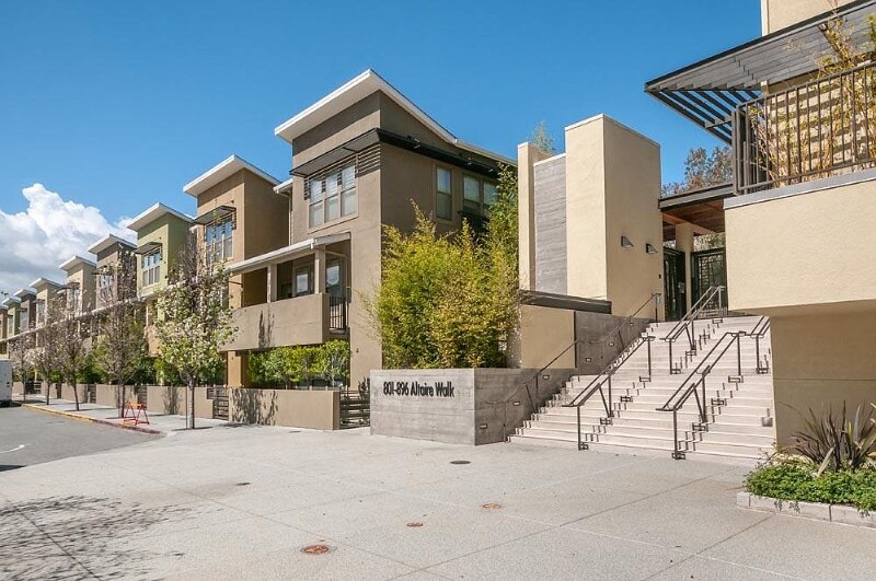 Building Photo - 838 Altaire Walk