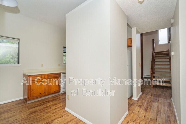 Building Photo - 7933 Countryside Dr