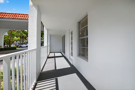 Building Photo - 1111 S Ocean Blvd