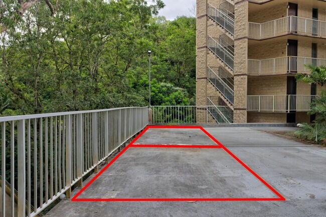 Building Photo - 95-257-257 Waikalani Dr