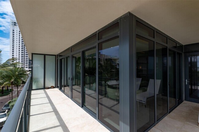 Building Photo - 2101 S Surf Rd