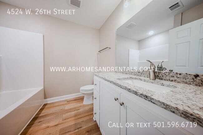 Building Photo - 4524 W 26th St