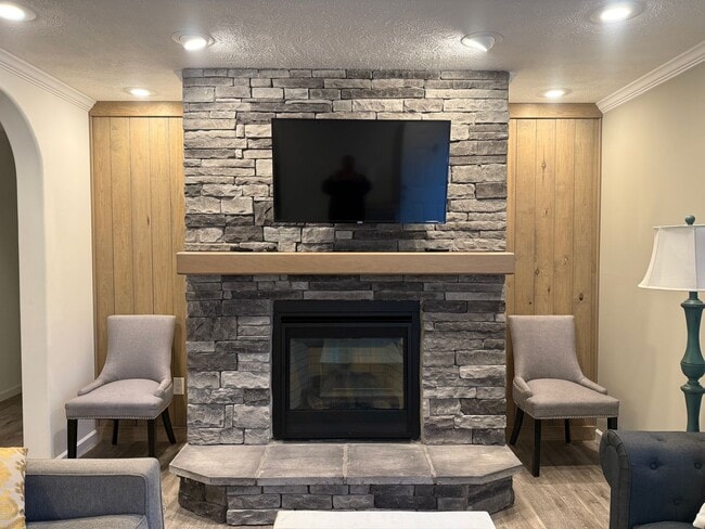 Building Photo - Quiet furnished retreat located in Erwin- Available NOW!