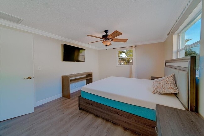 Building Photo - 10451 119th St