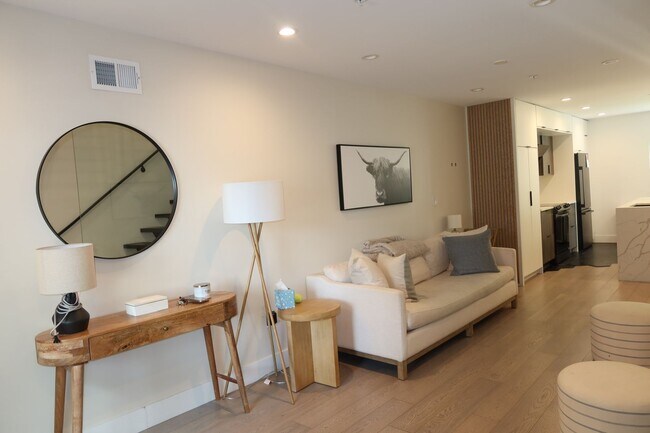 Building Photo - Brand New Town Home in the Heart of Northern Liberties