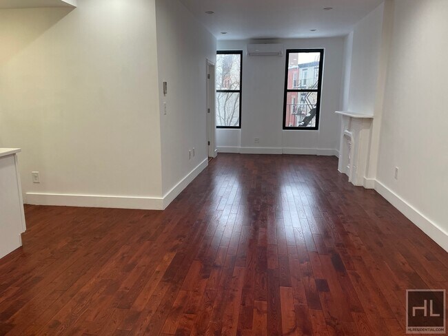 Building Photo - 1165 Fulton St