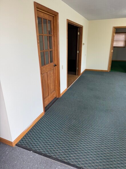 Building Photo - 4128 Jordan St