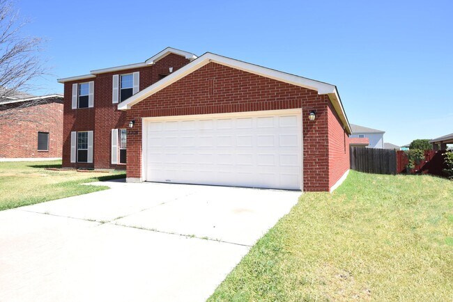 Building Photo - Elegant 4BR/3BA Home with Fireplace, Bonus Room and Open Layout!