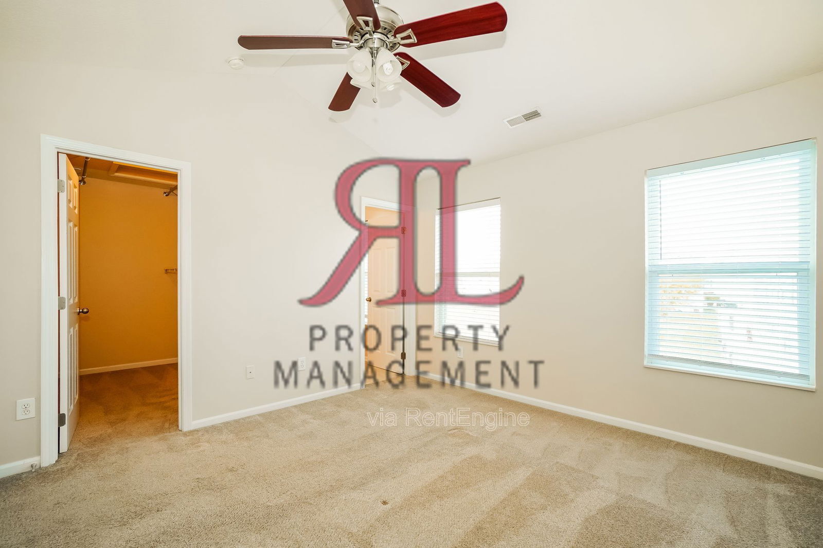 Building Photo - 146 Portrait Cir