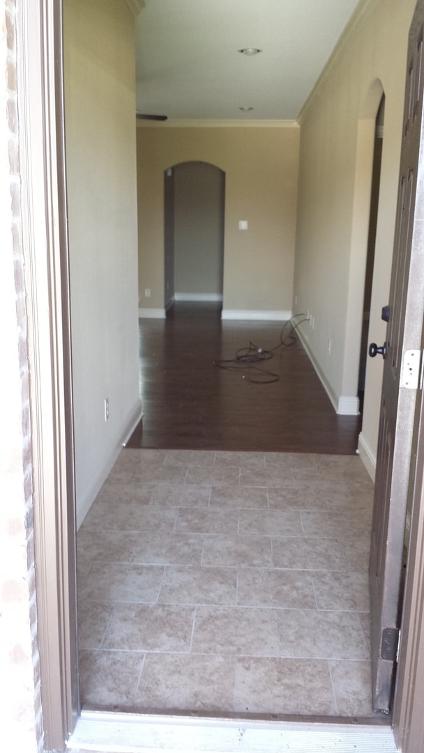 Building Photo - 8830 Kiowa- 2016 Custom Built Home!!!