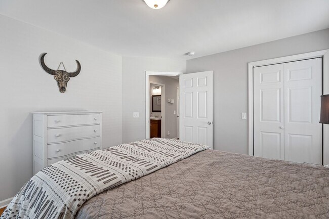 Building Photo - Open Layout home in Maynor Place