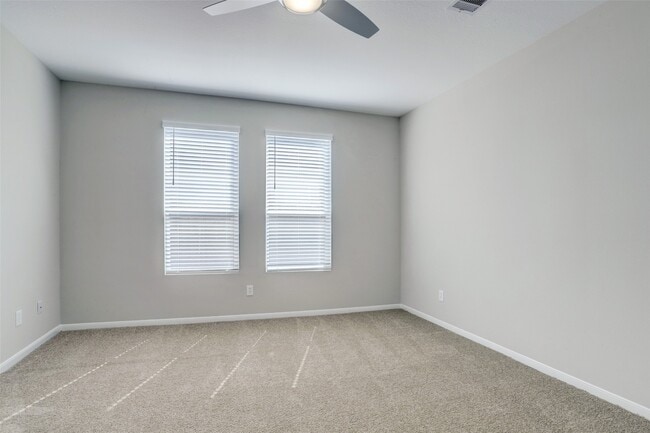 Building Photo - 22618 Spring Crossing Dr