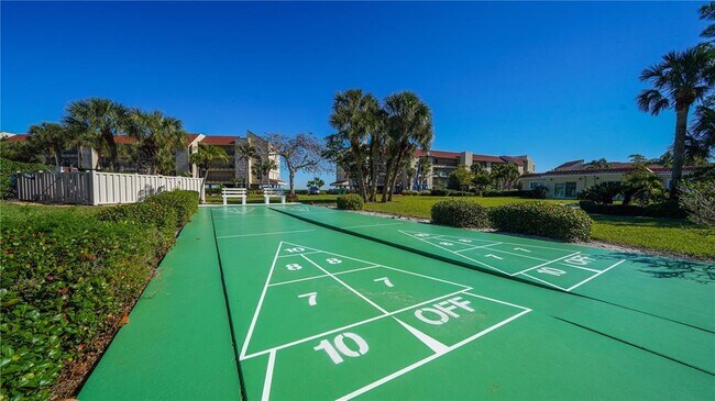 Building Photo - 4760 Gulf of Mexico Dr