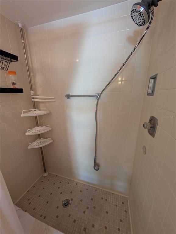 Building Photo - 8161 Braddock Cir